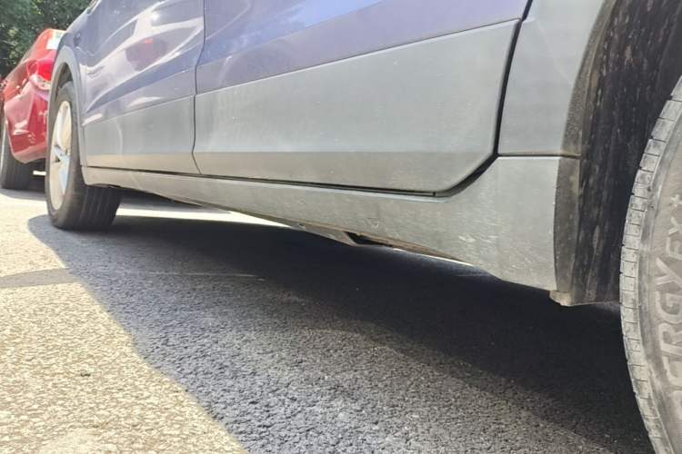 Used Volkswagen T-Cross 2019 280TSI DSG Comfort Edition Left Side Sill