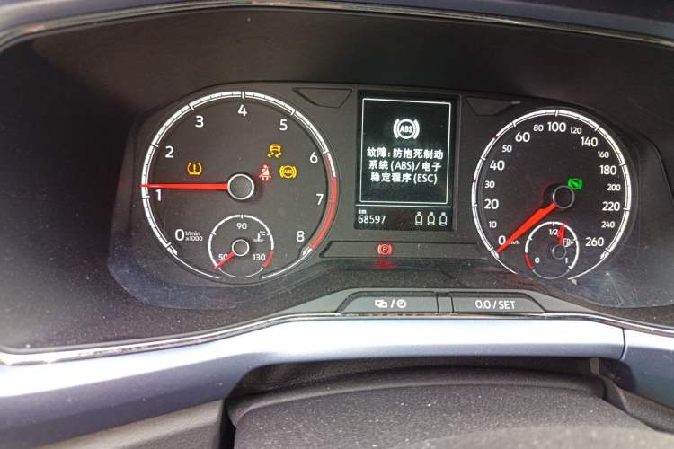 Used Volkswagen T-Cross 2019 280TSI DSG Comfort Edition Odometer Close Up