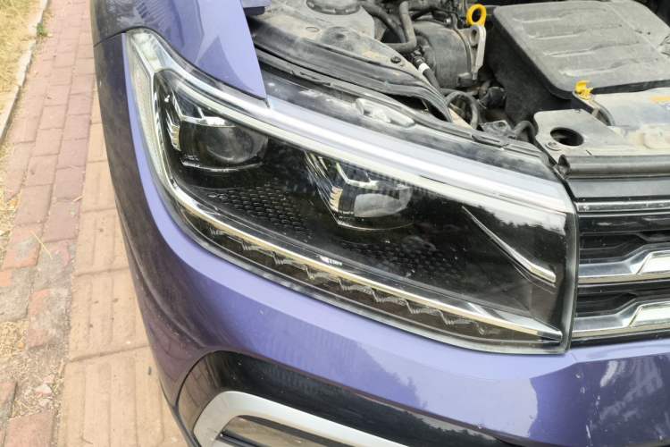Used Volkswagen T-Cross 2019 1.5L Automatic Comfort Edition Right Front Headlight