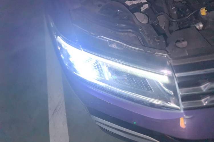 Used Volkswagen T-Cross 2019 280TSI DSG Comfort Edition Right Front Headlight