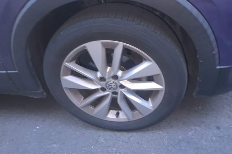 Used Volkswagen T-Cross 2019 1.5L Automatic Comfort Edition Right Front Wheel Hub