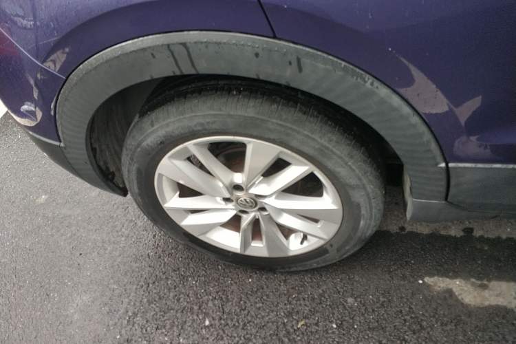 Used Volkswagen T-Cross 2019 1.5L Automatic Comfort Edition Right Rear Wheel Hub