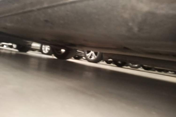 Used Volkswagen T-Cross 2019 1.5L Automatic Comfort Edition Right Side Sill