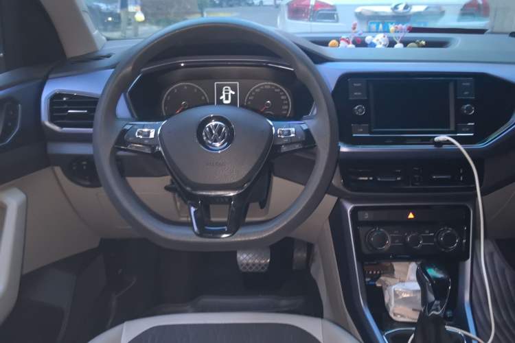 Used Volkswagen T-Cross 2019 1.5L Automatic Comfort Edition Steering Wheel