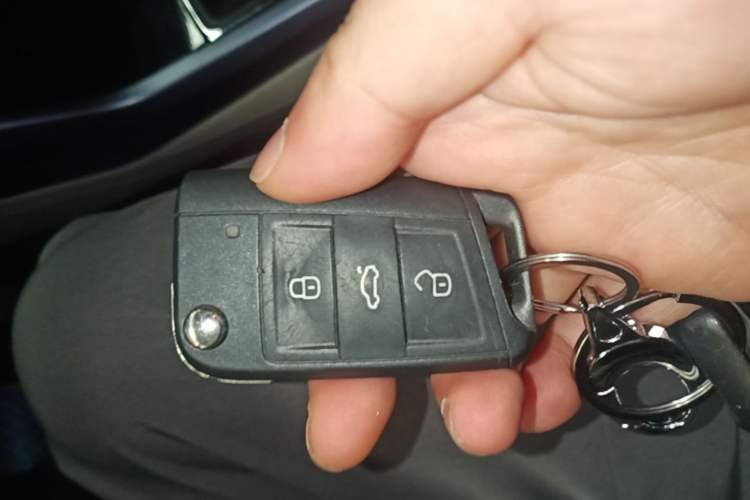 Used Volkswagen T-Cross 2019 1.5L Automatic Comfort Edition Vehicle Key