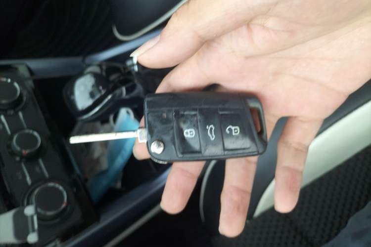 Used Volkswagen T-Cross 2019 280TSI DSG Comfort Edition Vehicle Key