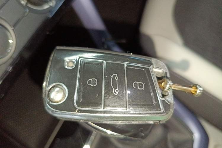 Used Volkswagen T-Cross 2019 1.5L Automatic Comfort Edition Vehicle Key