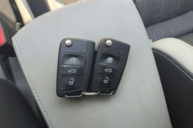 Used Volkswagen T-Cross 2019 280TSI DSG Comfort Edition Vehicle Key