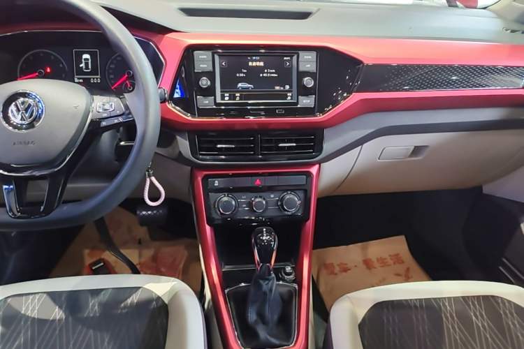 Used Volkswagen T-Cross 2019 1.5L Automatic Comfort Edition Audio And AC Panel