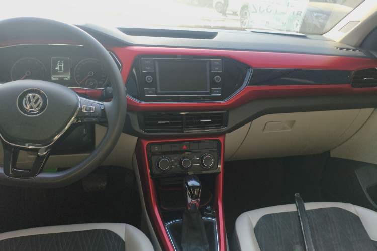 Used Volkswagen T-Cross 2019 1.5L Automatic Comfort Edition Audio And AC Panel