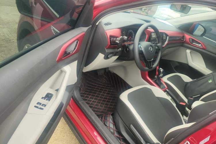 Used Volkswagen T-Cross 2019 280TSI DSG Comfort Edition Driver Seat