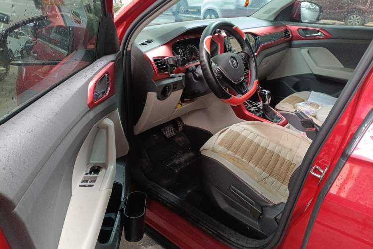 Used Volkswagen T-Cross 2019 280TSI DSG Comfort Edition Driver Seat