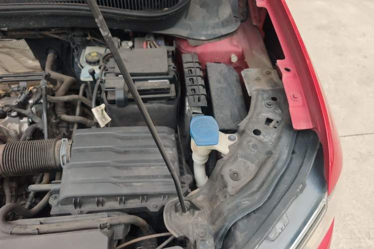 Used Volkswagen T-Cross 2019 1.5L Automatic Comfort Edition Engine Bay Left