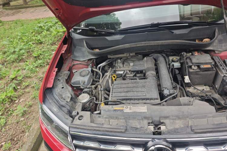Used Volkswagen T-Cross 2019 280TSI DSG Luxury Edition Engine Bay Right