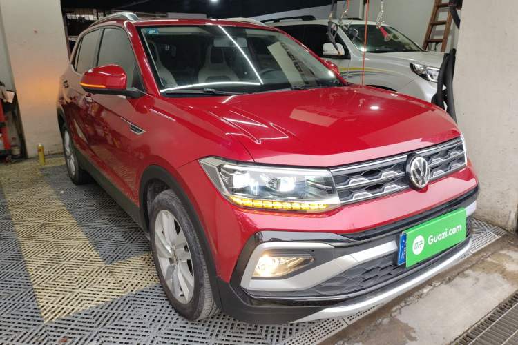 Used Volkswagen T-Cross 2019 1.5L Automatic Comfort Edition Front Right 45 Deg