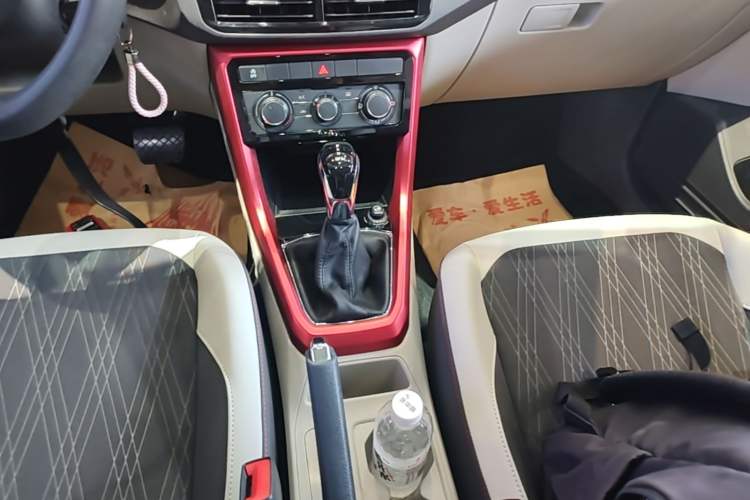 Used Volkswagen T-Cross 2019 1.5L Automatic Comfort Edition Gear Lever