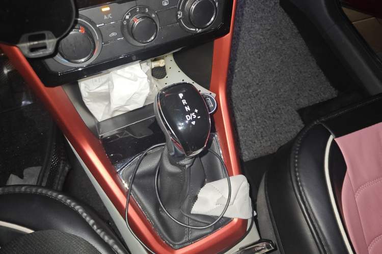 Used Volkswagen T-Cross 2019 280TSI DSG Comfort Edition Gear Lever