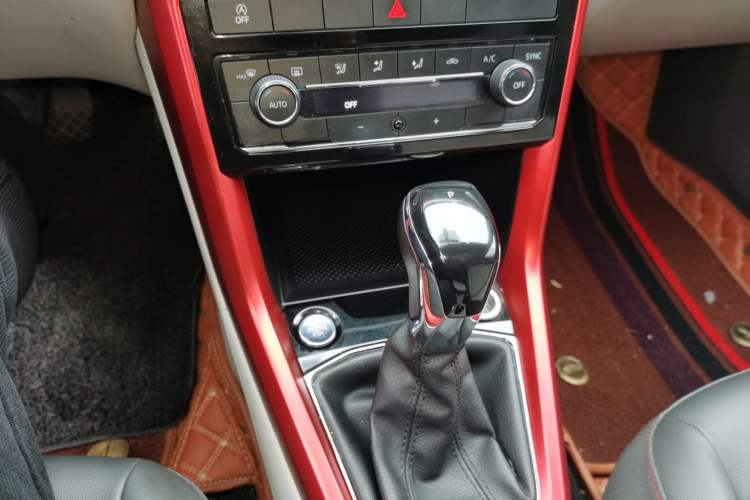 Used Volkswagen T-Cross 2019 280TSI DSG Luxury Edition Gear Lever