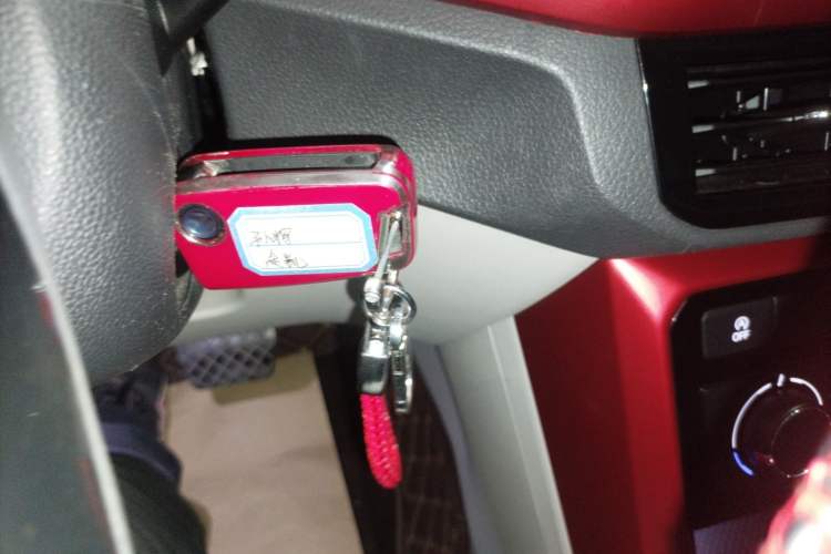 Used Volkswagen T-Cross 2019 1.5L Automatic Comfort Edition Interior 1