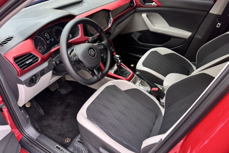 Used Volkswagen T-Cross 2019 280TSI DSG Comfort Edition Interior 2
