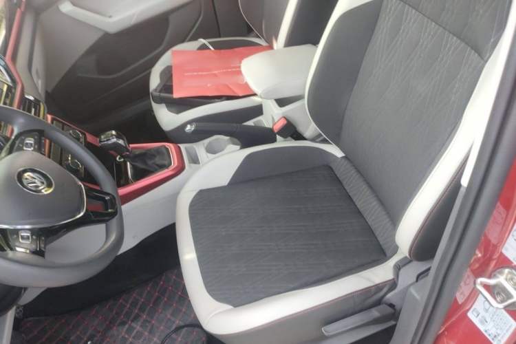 Used Volkswagen T-Cross 2019 1.5L Automatic Comfort Edition Interior 5