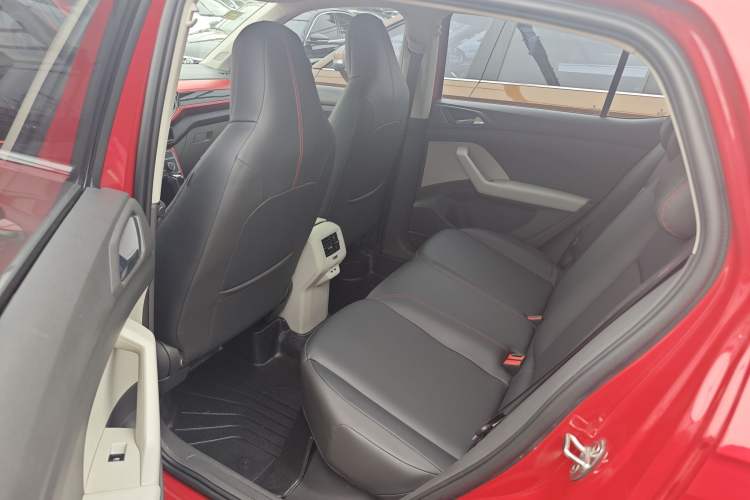 Used Volkswagen T-Cross 2019 1.5L Automatic Comfort Edition Interior 6