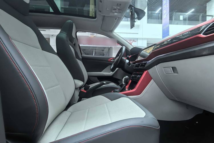 Used Volkswagen T-Cross 2019 280TSI DSG Luxury Edition Interior 9
