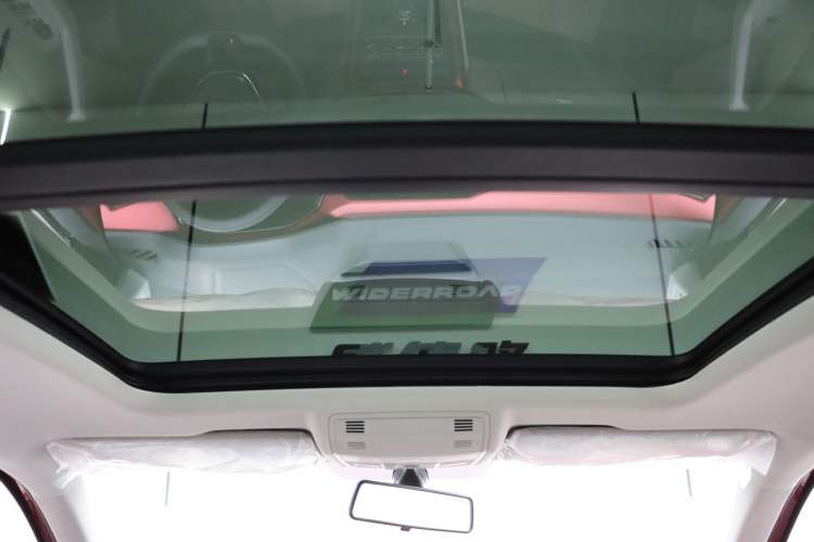 Used Volkswagen T-Cross 2019 280TSI DSG Luxury Edition Interior 9