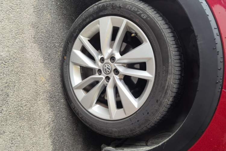 Used Volkswagen T-Cross 2019 280TSI DSG Comfort Edition Left Front Wheel Hub