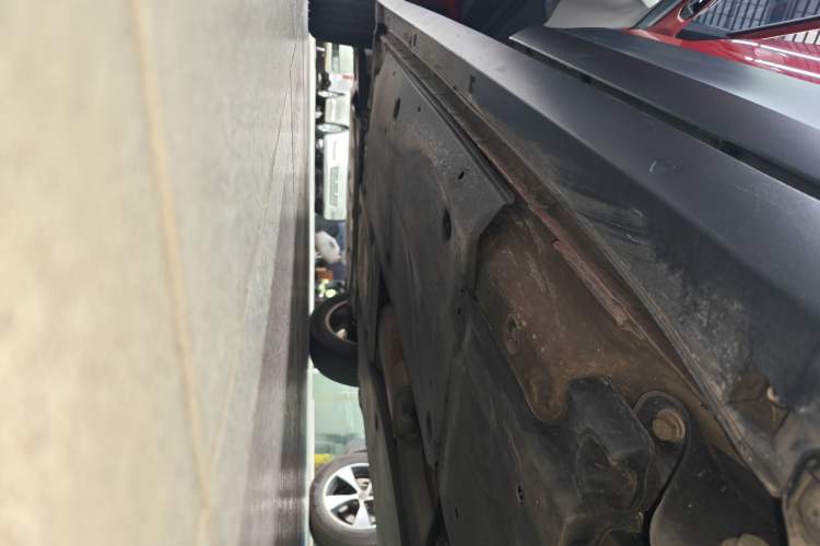 Used Volkswagen T-Cross 2019 1.5L Automatic Comfort Edition Left Side Sill