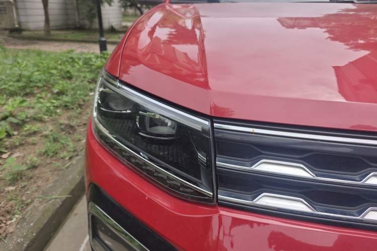 Used Volkswagen T-Cross 2019 280TSI DSG Luxury Edition Right Front Headlight