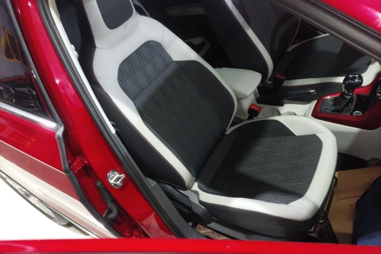 Used Volkswagen T-Cross 2019 1.5L Automatic Comfort Edition Right Front Seat