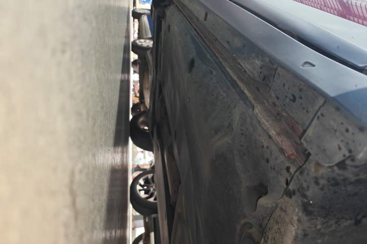Used Volkswagen T-Cross 2019 1.5L Automatic Comfort Edition Right Side Sill