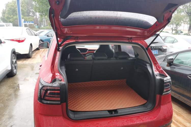 Used Volkswagen T-Cross 2019 280TSI DSG Luxury Edition Trunk