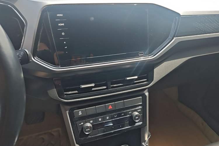 Used Volkswagen T-Cross 2019 280TSI DSG Luxury Edition Audio And AC Panel