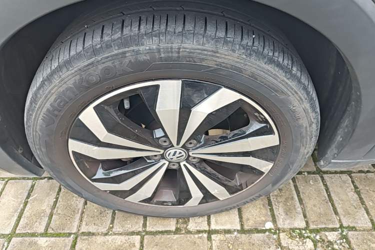 Used Volkswagen T-Cross 2019 280TSI DSG Luxury Edition Exterior 4