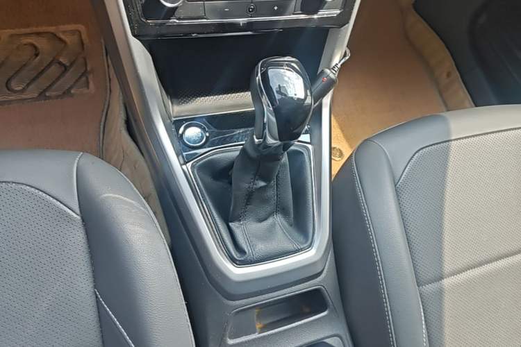 Used Volkswagen T-Cross 2019 280TSI DSG Luxury Edition Gear Lever