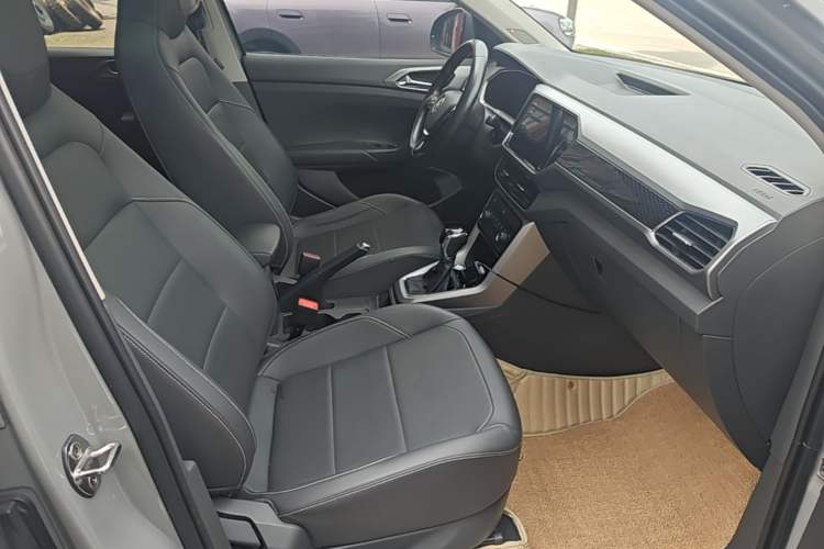 Used Volkswagen T-Cross 2019 280TSI DSG Luxury Edition Right Front Seat