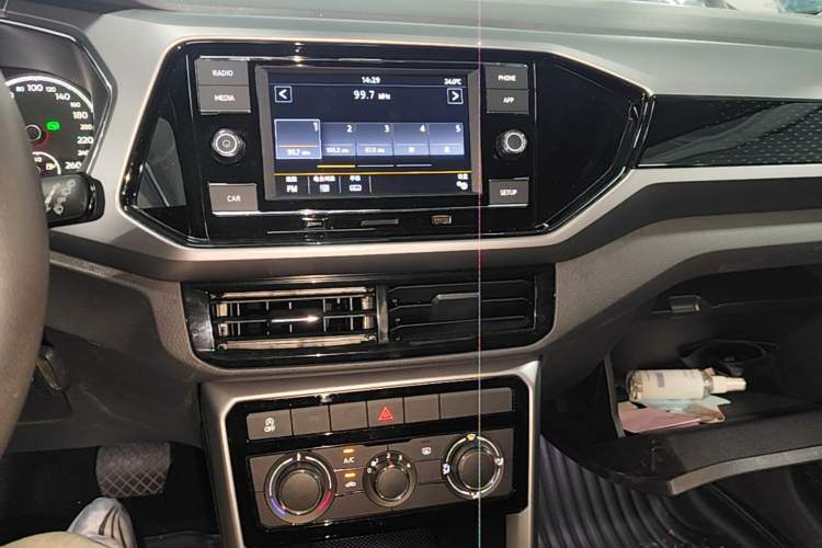 Used Volkswagen T-Cross 2019 1.5L Automatic Comfort Edition Audio And AC Panel
