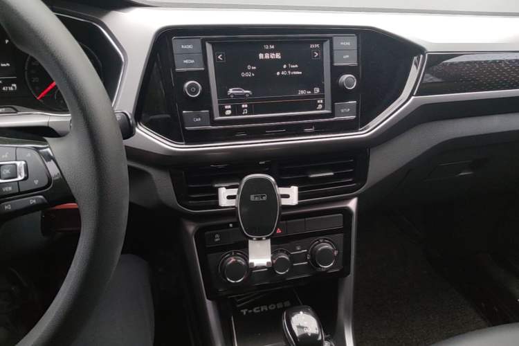 Used Volkswagen T-Cross 2019 280TSI DSG Comfort Edition Audio And AC Panel