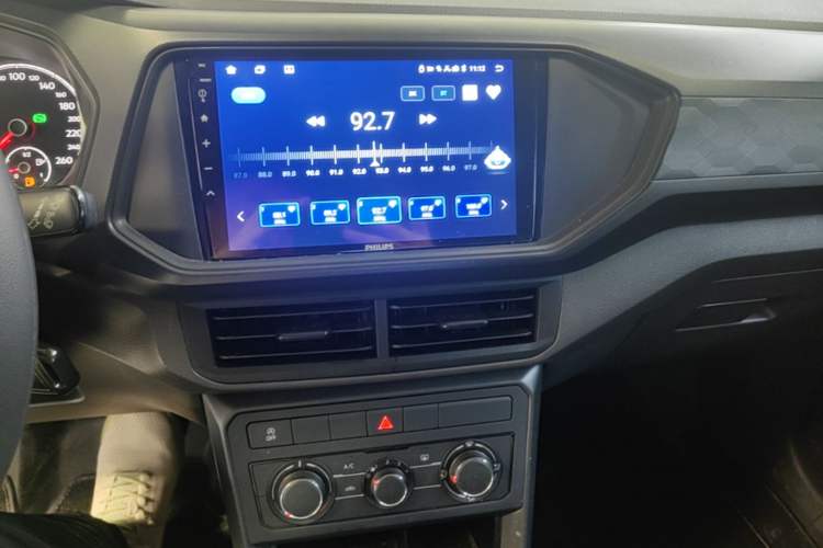 Used Volkswagen T-Cross 2019 1.5L Automatic Fashion Edition Audio And AC Panel