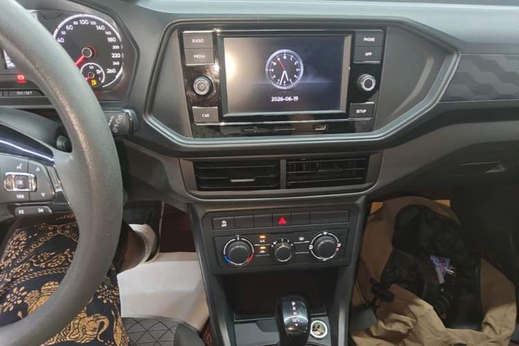 Used Volkswagen T-Cross 2019 1.5L Automatic Fashion Edition Audio And AC Panel
