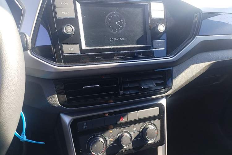 Used Volkswagen T-Cross 2019 280TSI DSG Comfort Edition Audio And AC Panel