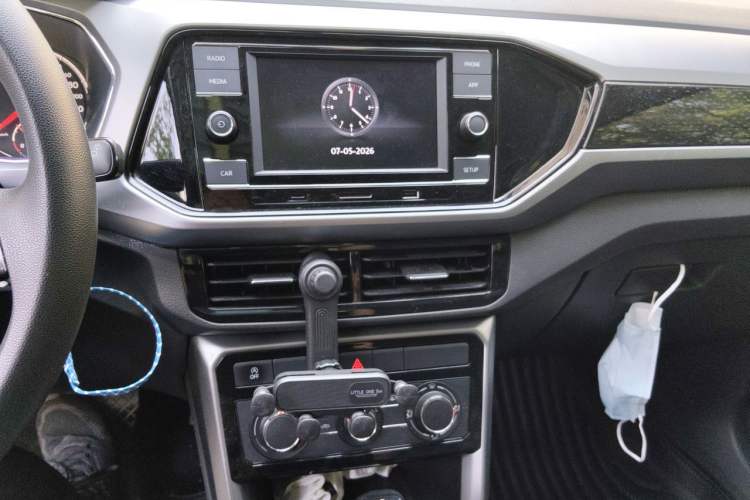 Used Volkswagen T-Cross 2019 1.5L Automatic Comfort Edition Audio And AC Panel