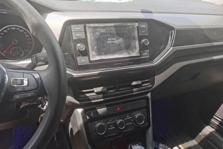 Used Volkswagen T-Cross 2019 1.5L Automatic Comfort Edition Audio And AC Panel