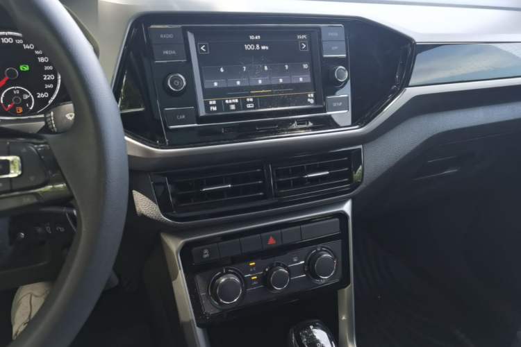 Used Volkswagen T-Cross 2019 280TSI DSG Comfort Edition Audio And AC Panel
