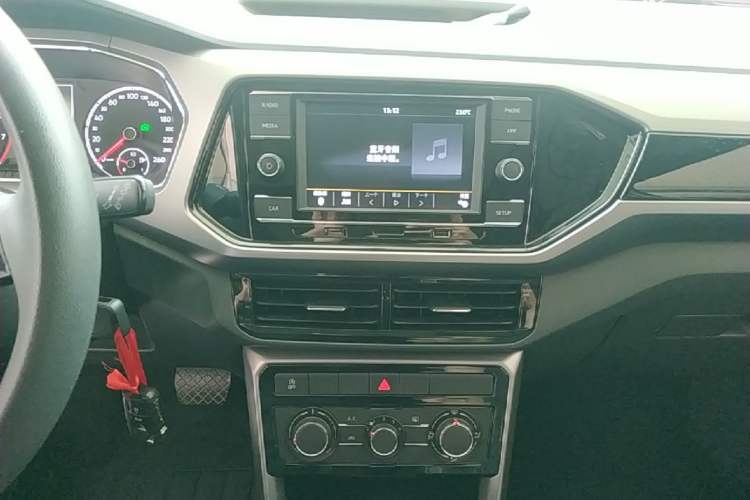 Used Volkswagen T-Cross 2019 1.5L Automatic Comfort Edition Audio And AC Panel