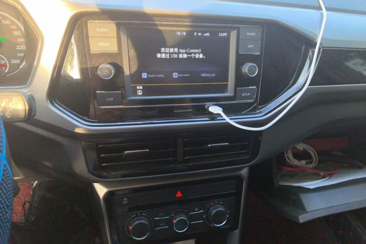 Used Volkswagen T-Cross 2019 280TSI DSG Comfort Edition Audio And AC Panel