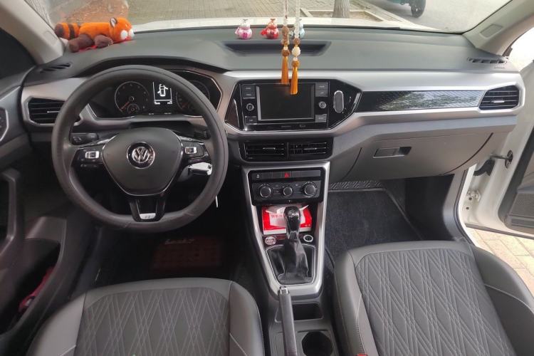 Used Volkswagen T-Cross 2019 1.5L Automatic Comfort Edition Center Console