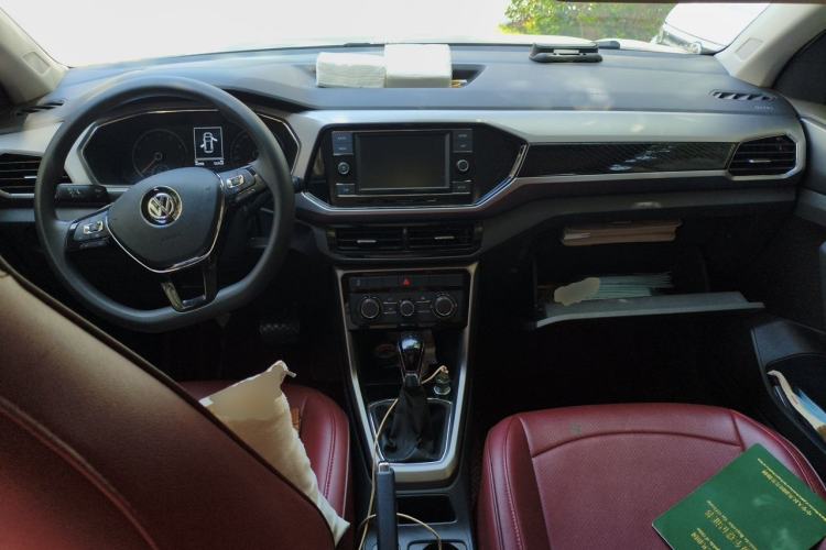 Used Volkswagen T-Cross 2019 280TSI DSG Comfort Edition Center Console